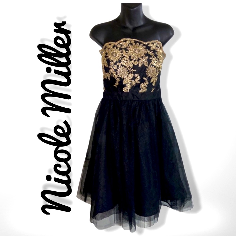 Nicole Miller Formal Strapless Fit & Flare Floral Black Tulle Dress